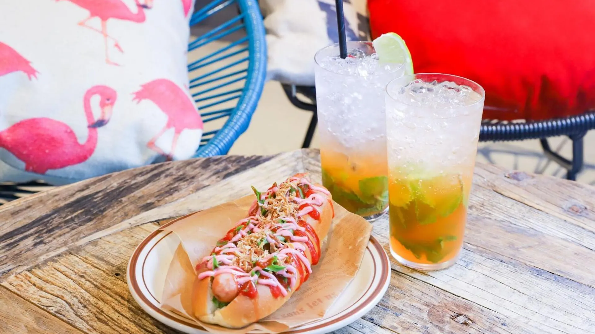 Moxy Osaka Honmachi By Marriott Hotel