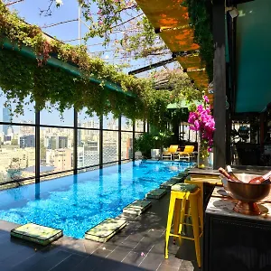 The Smallville 5* Beyrouth