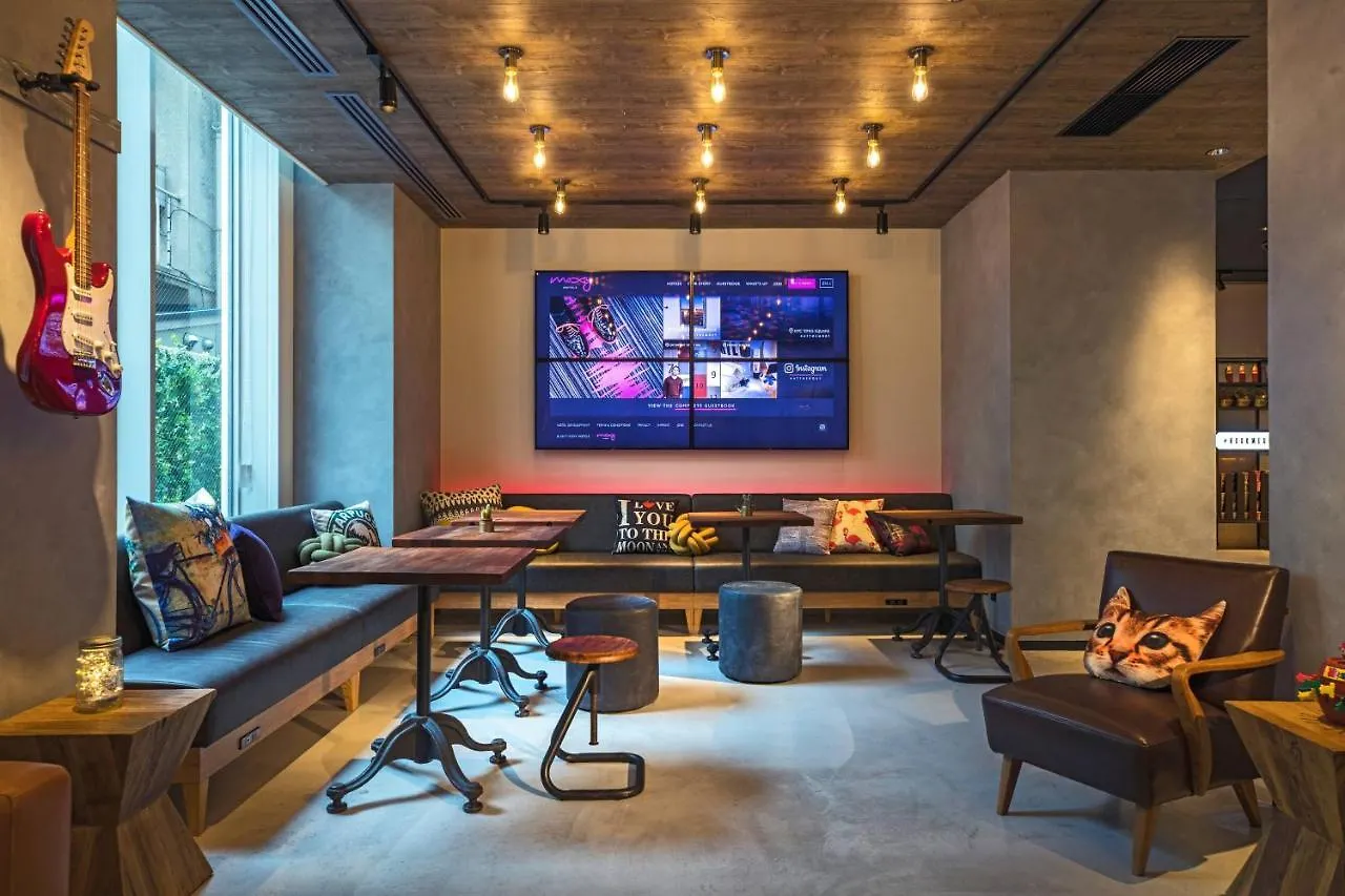 Hotel Moxy Osaka Honmachi By Marriott