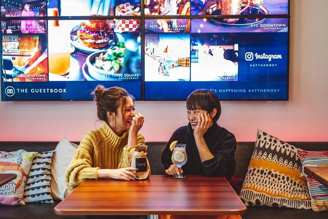 Hotel Moxy Osaka Honmachi By Marriott