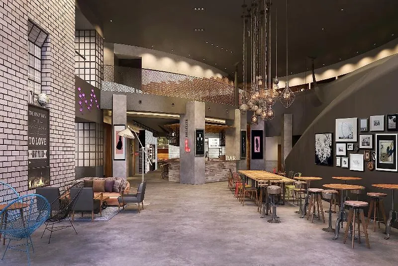 Hotel Moxy Osaka Honmachi By Marriott